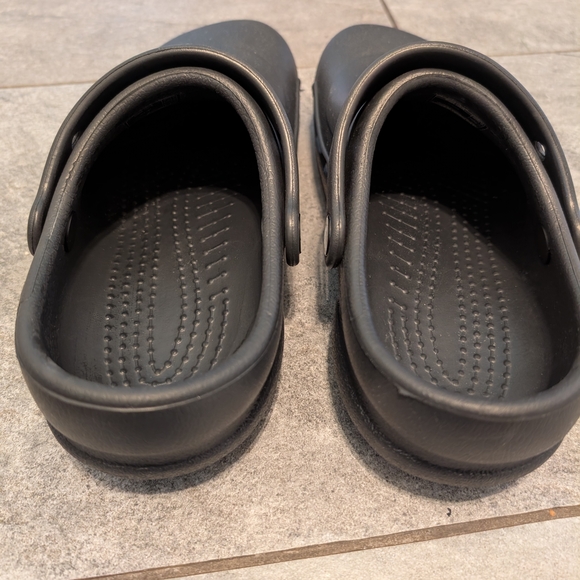 Crocs - Picture 4 of 5